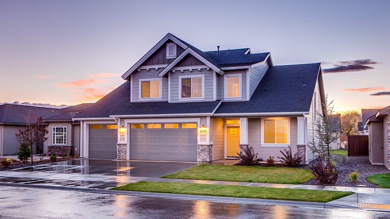 architecture-1867187_1280-1-e1607961606289